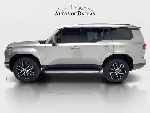 Used 2024 Lexus GX 550 w/ Accessory Package (Z1) AWD/4WD image 5