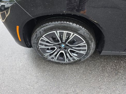 Used 2025 BMW X3 xDrive30i w/ Premium Package image 12