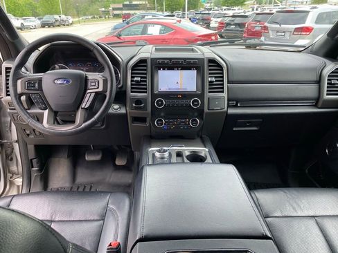Used 2019 Ford Expedition Max XLT w/ Equipment Group 202A image 28