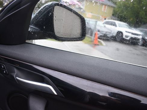 Used 2023 BMW X2 sDrive28i image 22