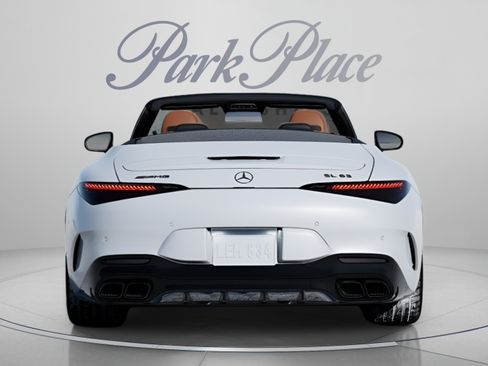 Used 2022 Mercedes-Benz SL 63 AMG 4MATIC image 16