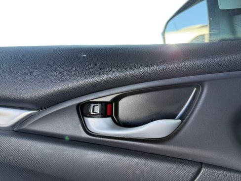 Used 2021 Honda Civic Sport image 15