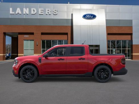 New 2025 Ford Maverick XLT w/ XLT Luxury Package image 3