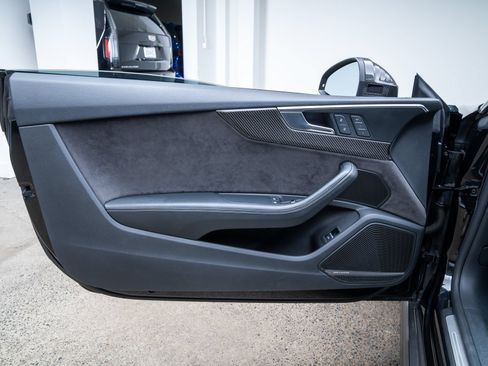 Used 2019 Audi RS 5 w/ Black Optic Carbon Package AWD/4WD image 16