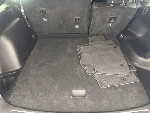 Used 2025 Jeep Grand Cherokee Altitude AWD/4WD image 31