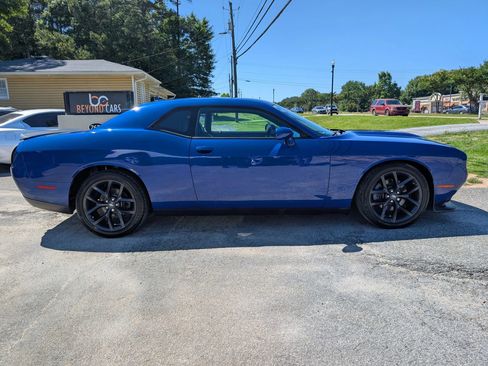 Used 2020 Dodge Challenger GT w/ Plus Package RWD image 4