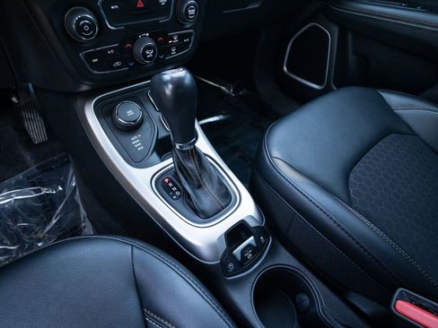 Used 2018 Jeep Compass Latitude w/ Popular Equipment Group image 28
