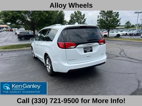 Used 2019 Chrysler Pacifica Limited FWD image 7