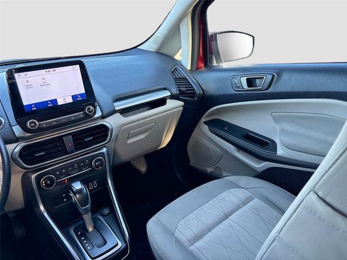 Used 2020 Ford EcoSport SE image 23