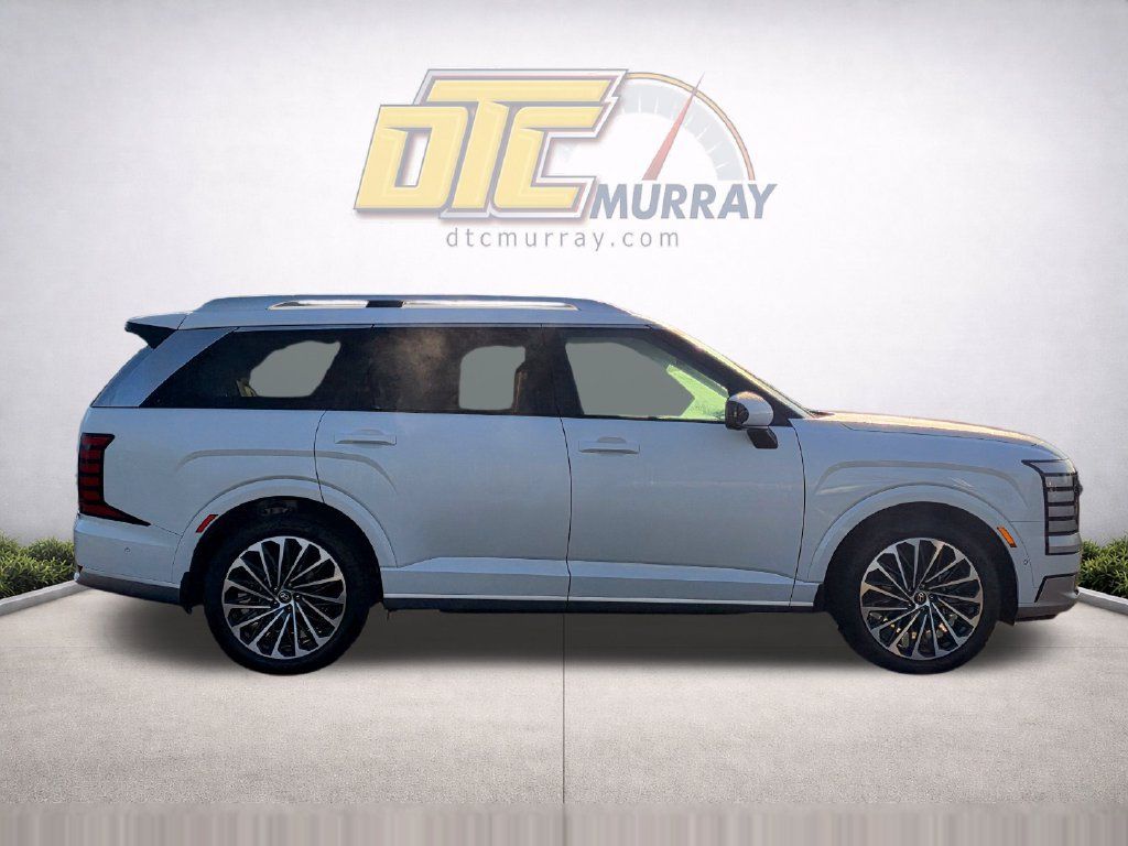 Used 2026 Hyundai Palisade Calligraphy FWD image 5