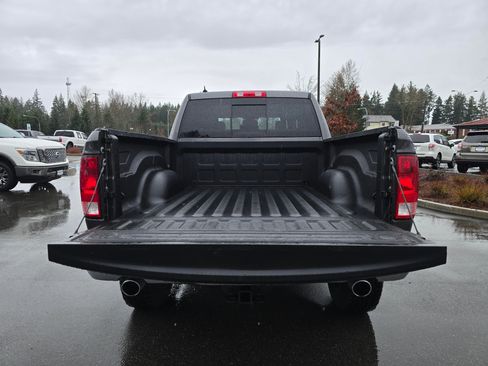 Used 2019 RAM 1500 Big Horn image 11