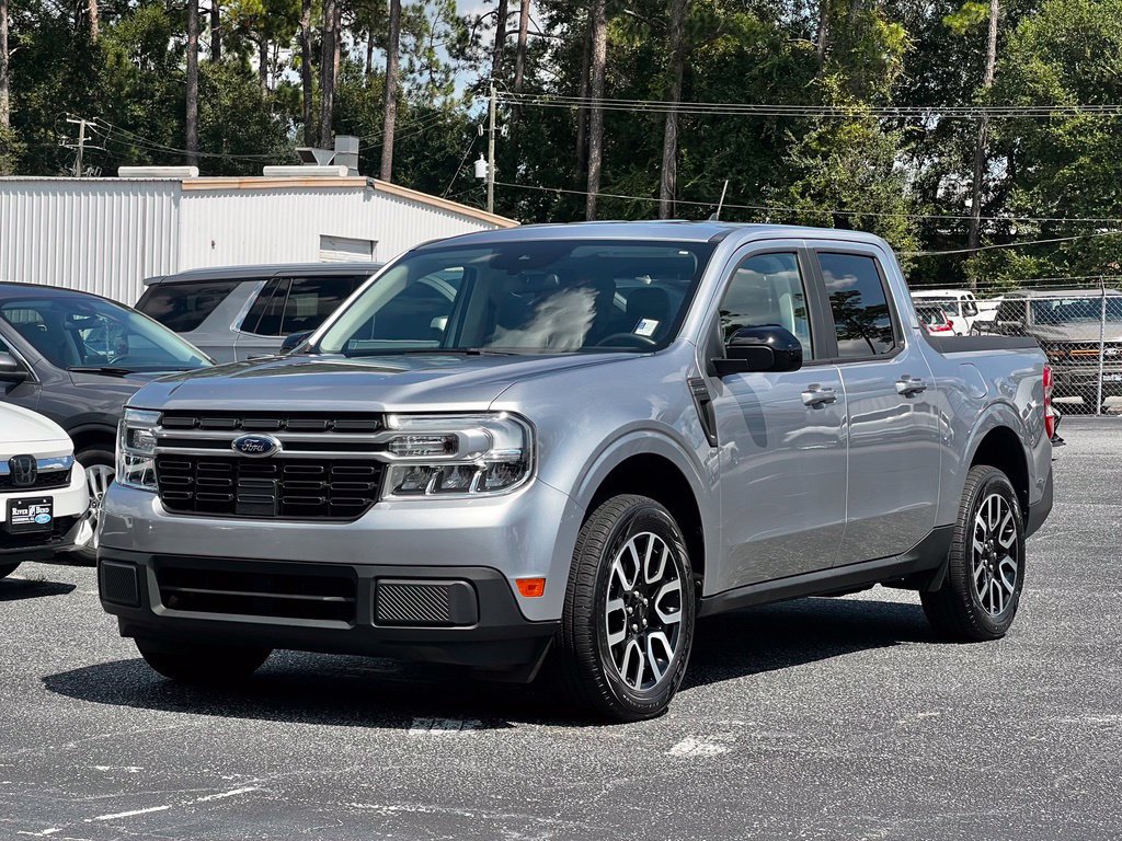 Used 2024 Ford Maverick Lariat FWD image 14