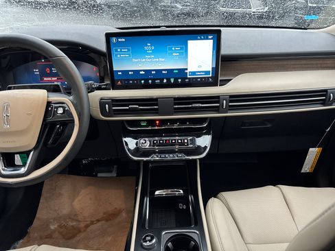 New 2026 Lincoln Corsair Grand Touring AWD/4WD image 30