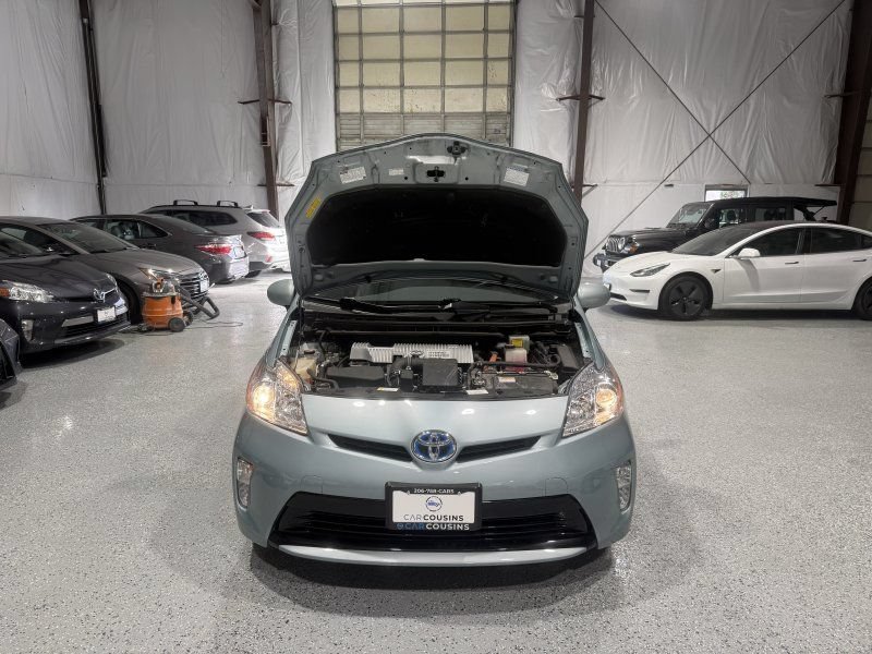 Used 2015 Toyota Prius Four FWD image 21