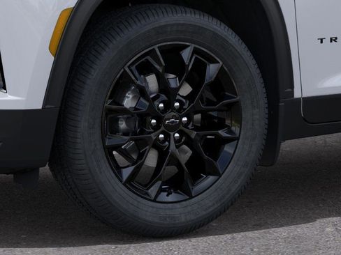 New 2026 Chevrolet Traverse LT w/ Midnight/Sport Edition FWD image 9