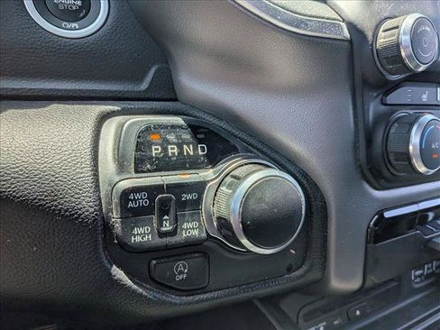 Used 2019 RAM 1500 Big Horn AWD/4WD image 11