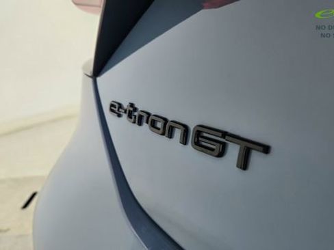 Used 2024 Audi e-tron GT Premium Plus w/ Performance Package AWD/4WD image 17