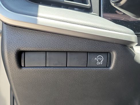 Certified 2025 Nissan Kicks S FWD image 31