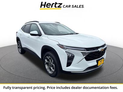 Used 2025 Chevrolet Trax LT