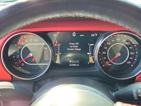 Used 2021 Jeep Wrangler Unlimited Rubicon w/ Xtreme Recon 35" Tire Package image 30