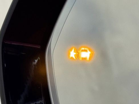 Used 2024 Acura ZDX A-Spec image 19