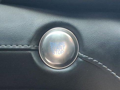 Used 2021 Hyundai Santa Fe Limited image 14