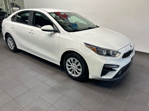 Used 2021 Kia Forte Sedan FWD image 2