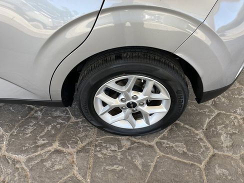 Used 2025 Kia Soul LX w/ LX Technology Package image 23