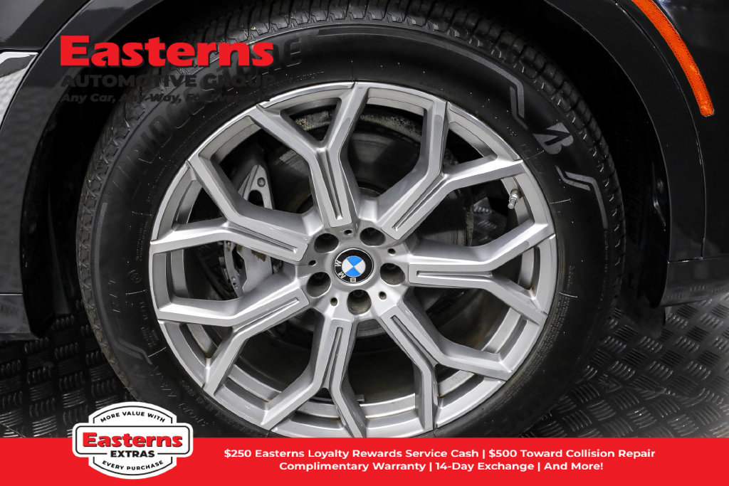 Used 2022 BMW X7 xDrive40i w/ Premium Package AWD/4WD image 30