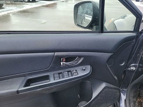 Used 2014 Subaru Crosstrek 2.0i Limited w/ Popular Package #2 image 12