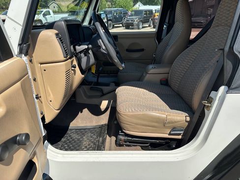 Used 1999 Jeep Wrangler Sport AWD/4WD image 27