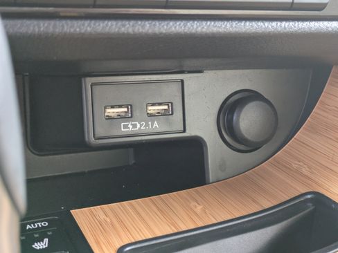 Used 2021 Lexus RX 350L FWD w/ Premium Package image 31