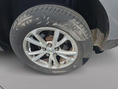 Used 2017 Chevrolet Equinox LS AWD/4WD image 13