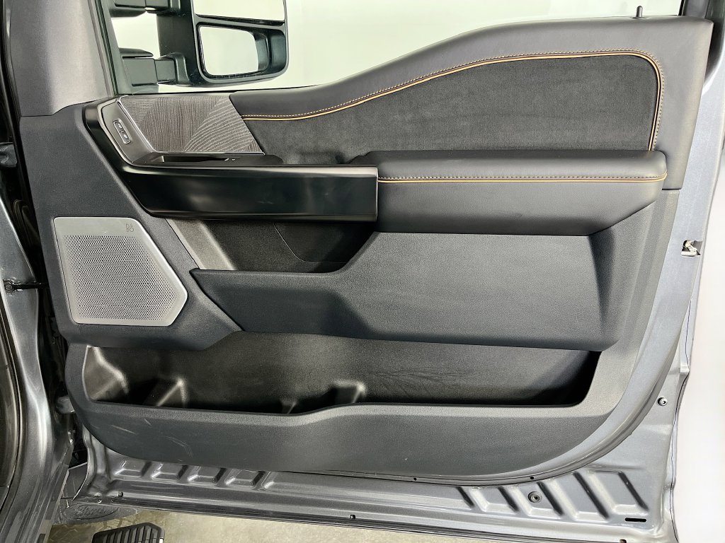 Used 2024 Ford F250 Platinum AWD/4WD image 40
