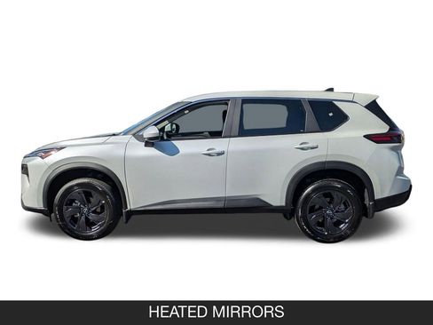 New 2026 Nissan Rogue SV FWD image 5