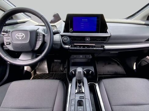 Used 2025 Toyota Prius LE FWD image 15