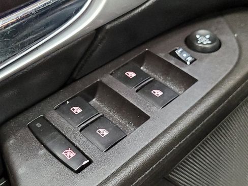 Used 2017 GMC Terrain SLT image 27