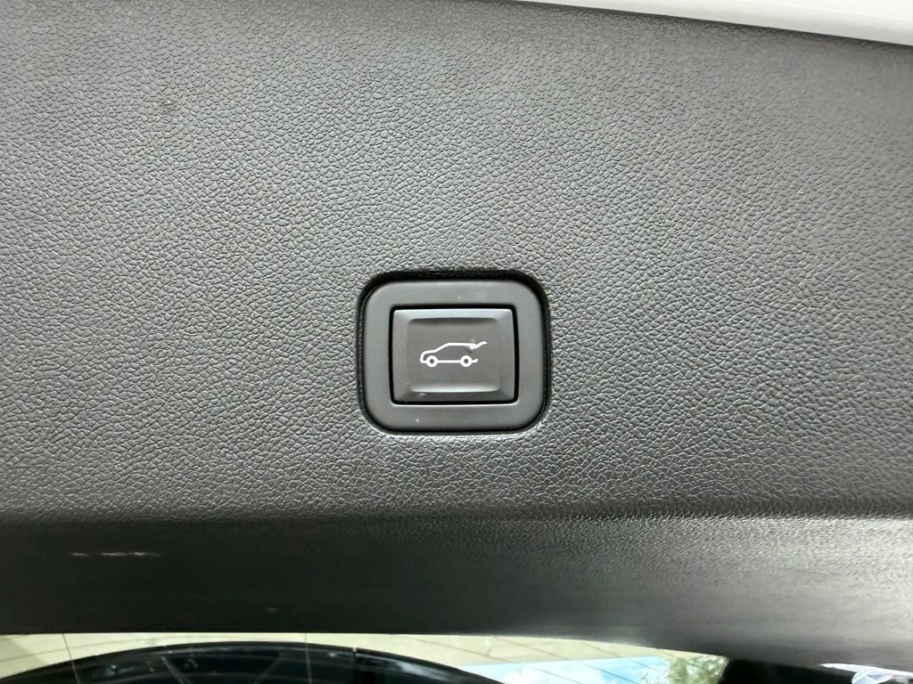 Used 2021 Cadillac XT6 Sport AWD/4WD image 34