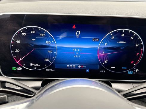 Certified 2026 Mercedes-Benz GLC 300 4MATIC image 32