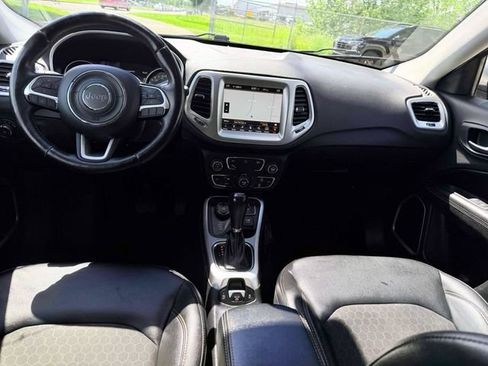 Certified 2018 Jeep Compass Latitude w/ Popular Equipment Group AWD/4WD image 15