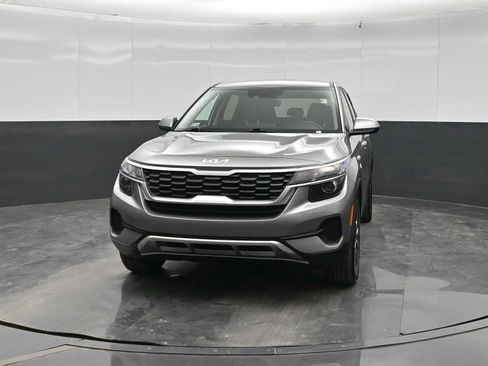 Used 2022 Kia Seltos LX AWD/4WD image 3