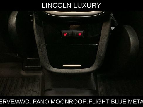 Used 2023 Lincoln Nautilus Reserve AWD/4WD image 25