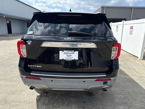 Used 2022 Ford Explorer Limited w/ Equipment Group 301A image 4