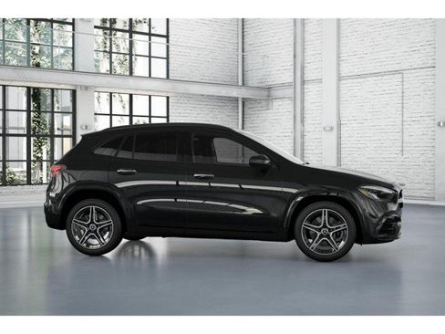 Certified 2024 Mercedes-Benz GLA 250 image 27