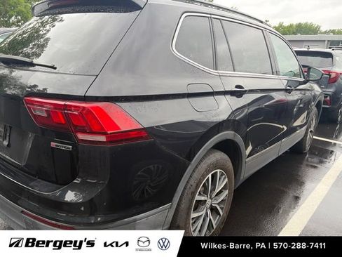Used 2019 Volkswagen Tiguan SE w/ Panoramic Sunroof Package AWD/4WD image 4