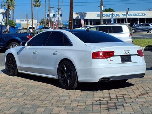 Used 2014 Audi S8 AWD/4WD image 3