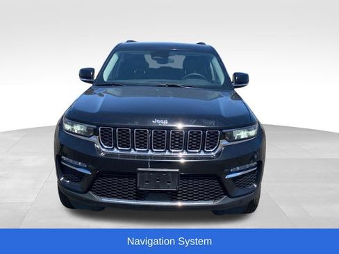 Used 2023 Jeep Grand Cherokee Limited AWD/4WD image 2