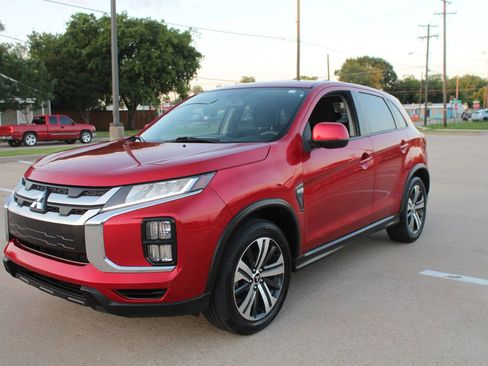 Used 2020 Mitsubishi Outlander Sport ES image 5
