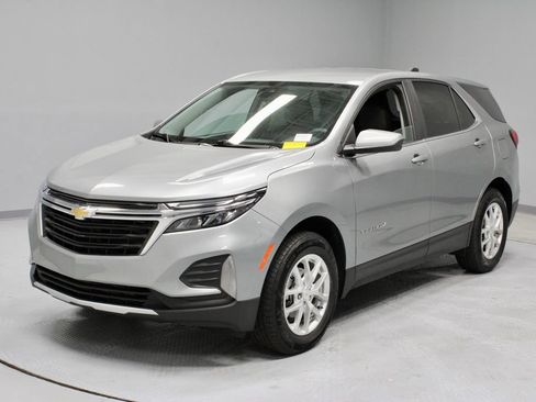 Used 2023 Chevrolet Equinox LT AWD/4WD image 6