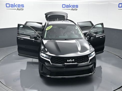 Certified 2023 Kia Sorento S image 58
